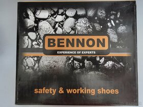 Predám novú trekovú členkovú obuv BENNON, veľkosť č.45 - 5