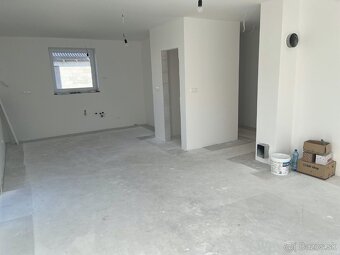 REZERVOVANÉ Na predaj skolaudovaná novostavba RD, Dubovany - 5