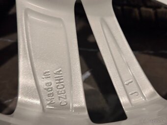 orig zimní Škoda NEVIS Octavia IV r17 5E3071497H - 5