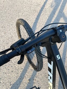 Trek Marlin 5 - L, 29” - 5