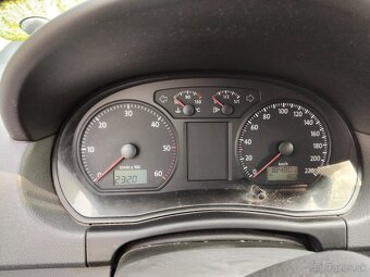Volkswagen Polo 1.4 nafta - 5
