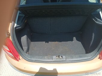 Predám Skoda Fabia 1.4 mpi 44kw 2001 - 5