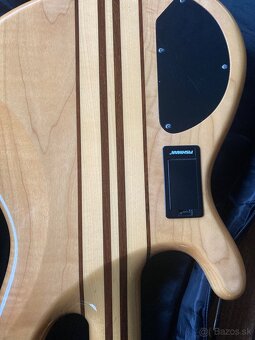 Basová gitara - 5