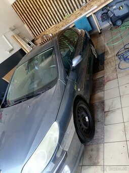 Predám peugeot 407 2.0 hdi 100 kw - 5