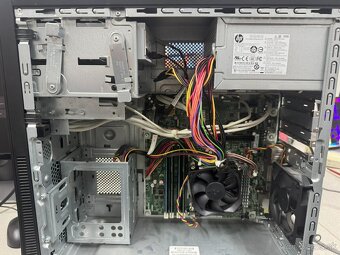Predám kancelársky počítač HP ELITE,Intel i7 , 8GB RAM , W11 - 5