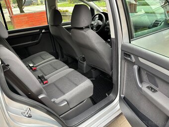 VOLKSWAGEN TOURAN 1.6TDI 77KW TREND 2012 - 5