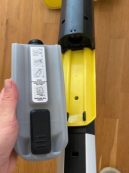Čistič tvrdých podláh Kärcher FC 7 Cordless. - 5
