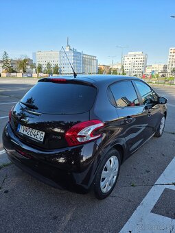 Peugeot 208 1.2 PureTech - 5
