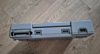 Playstation 1 SCPH-7002 - 5