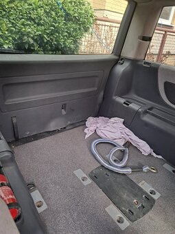 Mercedes-Benz Vito V-class Vr6 128kw 260tis - 5