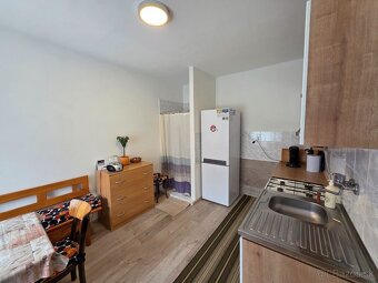 tehlový 3 izb. byt s vlas.kúrením v bytovke, Lednické Rovne - 5