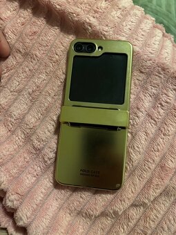 Predam Samsung Zflip 5 rok pouzivany - 5