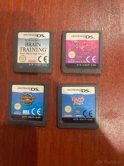 Nintendo DSi XL - 5