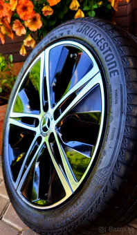 alu R18 5x112 orig. MB B + CLA, senzory, letné pneu 225/45 - 5