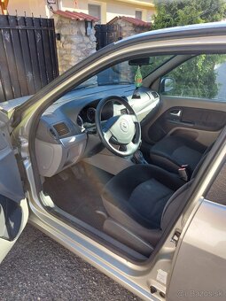 Renault Thalia 1.2 16v r.v 2010 - 5