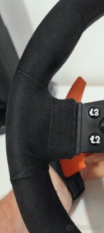 Fanatec CSL BMW alcantara magneticke padla - 5