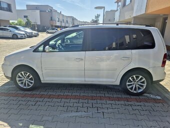 Predám VW Touran 1.9TDI - 5