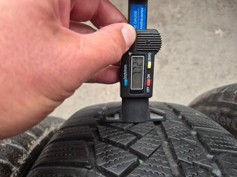 215/65 r17 zimné 4 ks CONTINENTAL dezén 7,7-7,2 mm - 5