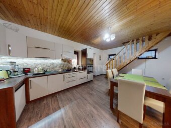 Kompletne prerobený rodinný dom s veľkým pozemkom-stačí sa l - 5