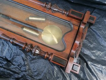 Predám starožitné  2- závažové nástenné hodiny - 5