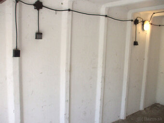 Prenájom garáže v Šamorine / MESTSKY MAJER / - 5