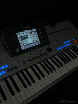 Yamaha Tyros 4 - 5