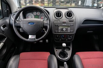 Ford Fiesta 2.0i ST - 5