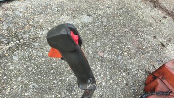 Krovinorez Husqvarna - 5