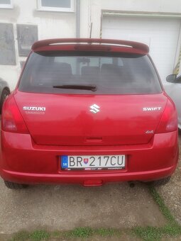 Suzuki Swift 4x4 - 5