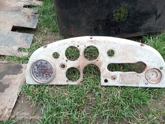 Plechy Zetor super 50 - 5