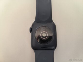 apple watch SE2022 44mm Midnight / Batéria 96% - 5