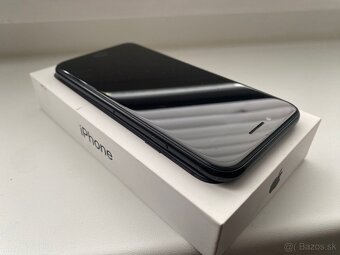 iPhone SE 2020 64Gb - 5