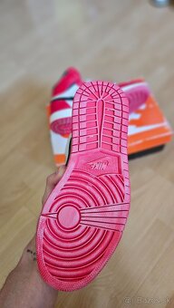 Jordan 1 Lost and Found - 5
