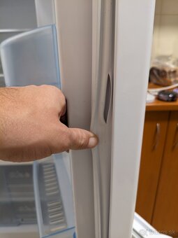Chladnicka BEKO 218l 144cm - 5
