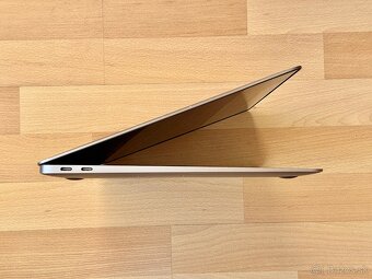 MacBook Air 13", typ A1932, Výdrž batérie 6 hod. - 5