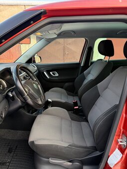 Škoda Fabia 2 - 5