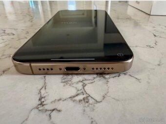 iPhone apple 16 pro max 256 gb desert titán - 5