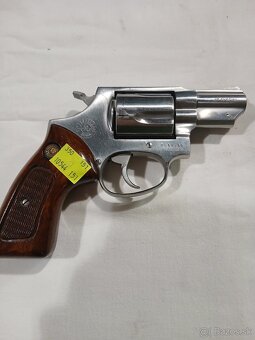 Predám revolver Taurus 2 palec - 5
