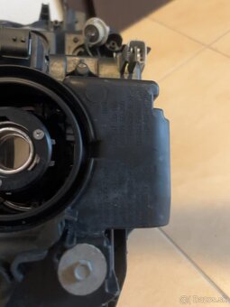 Toyota Yaris 3 2017-2020 facelift, predné ľavé svetlo - 5