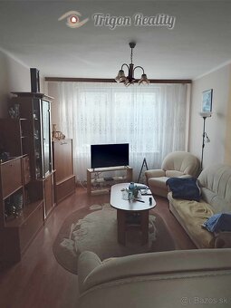 5 IZBOVÝ RODINNÝ DOM s garážou – NOVÁ STRÁŽ - 5