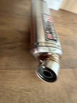 Predam vyfuk Yoshimura - 5