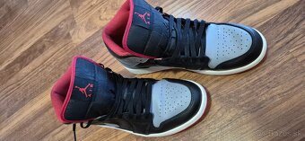 Predám pánske tenisky jordan nike c.44,5 - 5