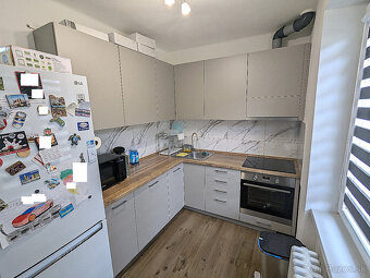 rekonštruovaný 2 i. TEHLOVÝ byt, blízko Centra, OV, Lo, Čsa - 5