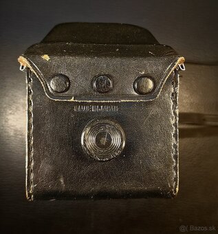 Yashica D - 5