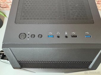 Ryzen 7 7800X3D\32GB\RX 7900GRE\SSD\850W Zdroj - 5