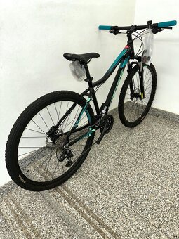 Kross Lea 5.0, 29/ 27,5 bicykel dámsky, Black Turquoise Glos - 5