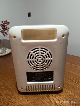 Mini chladnička na kozmetiku - 5