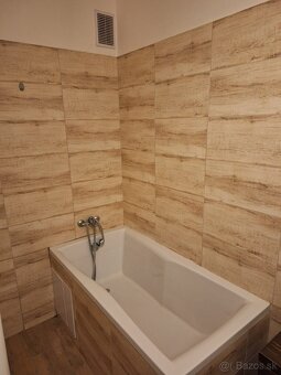 Predám 2-izbový byt na starom sídlisku - 5