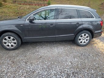 Predám Audi Q7 - 5