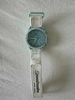 hodink Omega X Swatch Mission on Uranus - 5